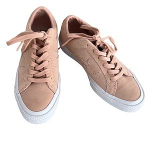 Converse All Star Chuck Taylor Women's 5 Men’s 4 Pink Low Top Sneakers NEW